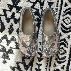 Alegria floral clogs. Like new!
